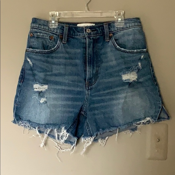 Abercrombie & Fitch Shorts | Curve Love High Rise 4 Inch Mom Shorts | Poshmark